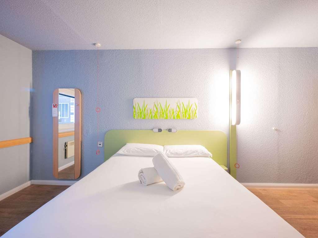 Ibis Budget London Barking Barking  Room photo
