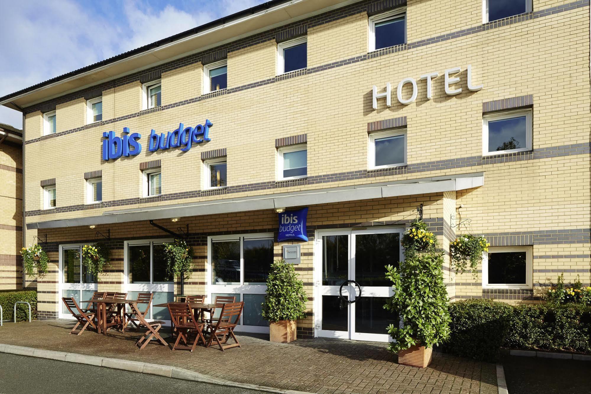 Ibis Budget London Barking Barking  Exterior photo